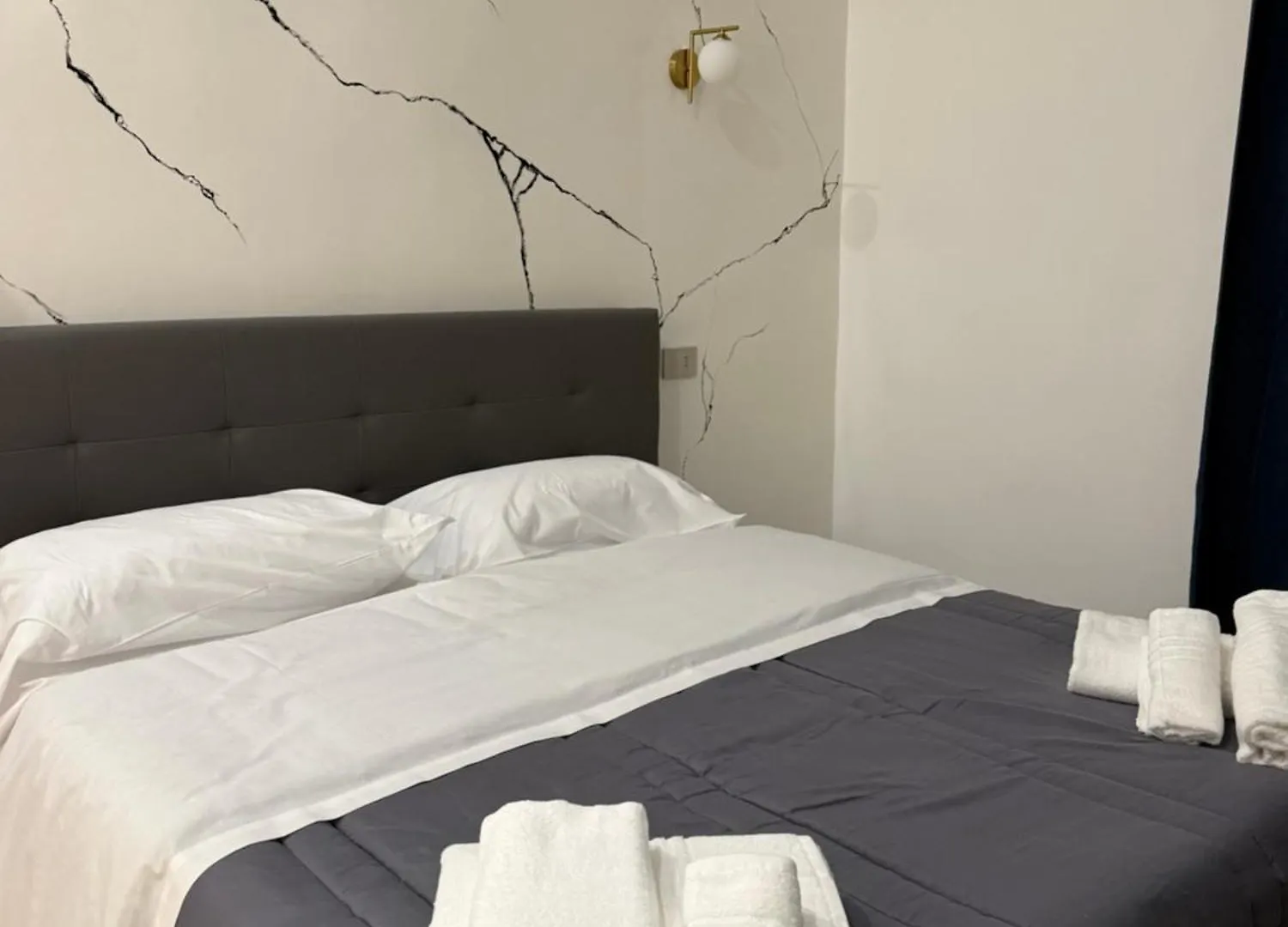 Guest house Maison Toledo 376 Naples Italy